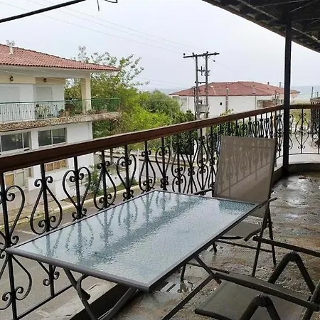 Olga For 3 Persons At Halkidiki Appartement